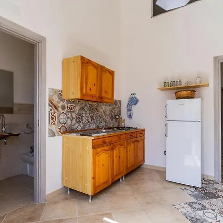 Casa Lu Sule Сasa de vacaciones Uggiano La Chiesa